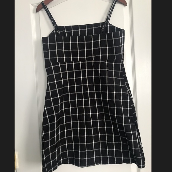 Hollister black gingham dress. Size Medium - Picture 2 of 3